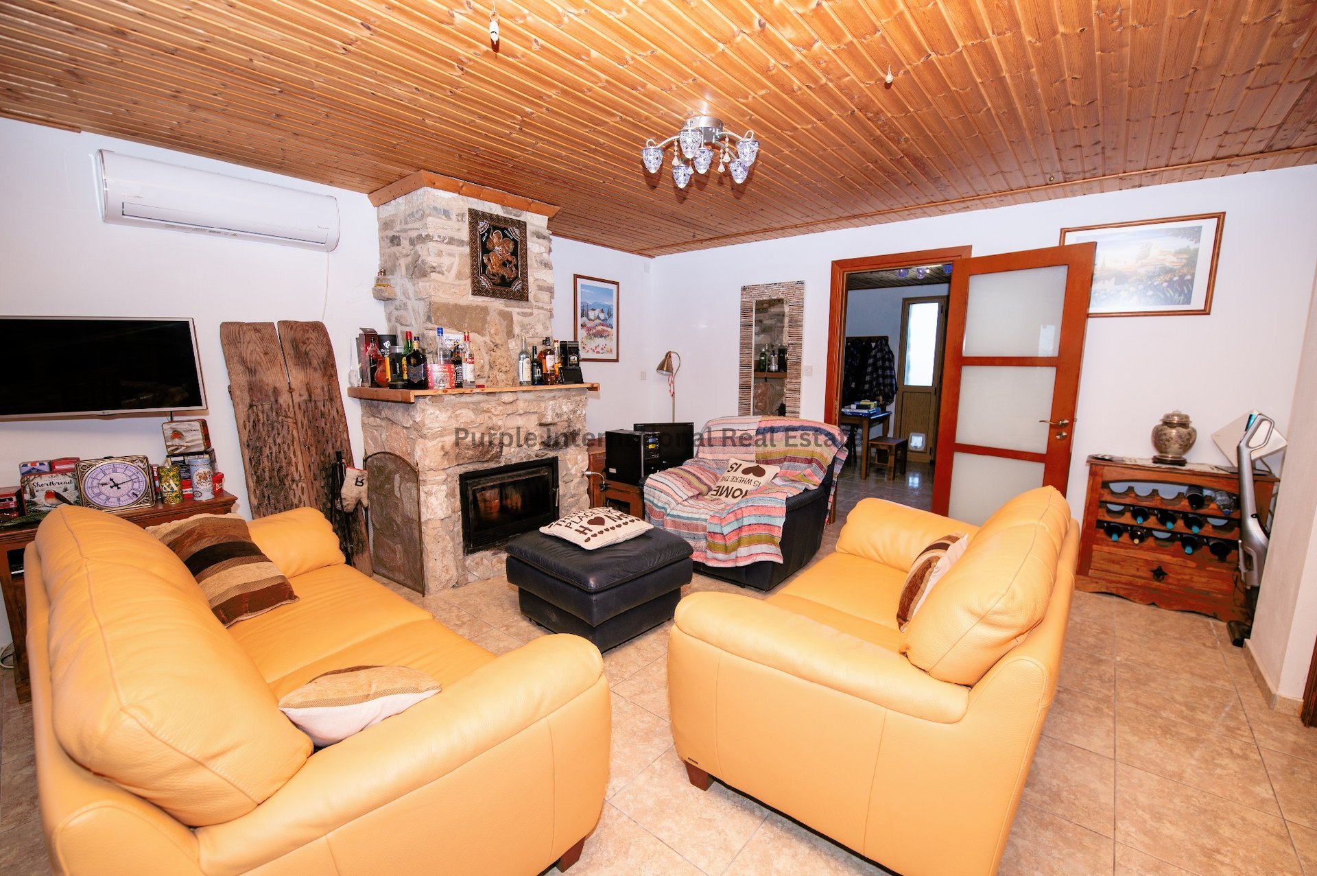 2 bedrooms Villa in Pano Arodes, Paphos, Cyprus No. 24672