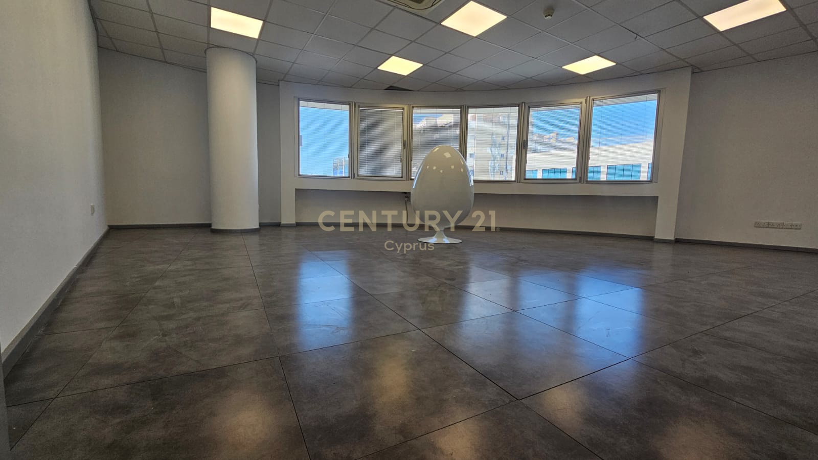 434m2 Office in Agios Athanasios, Limassol, Cyprus No. 55556