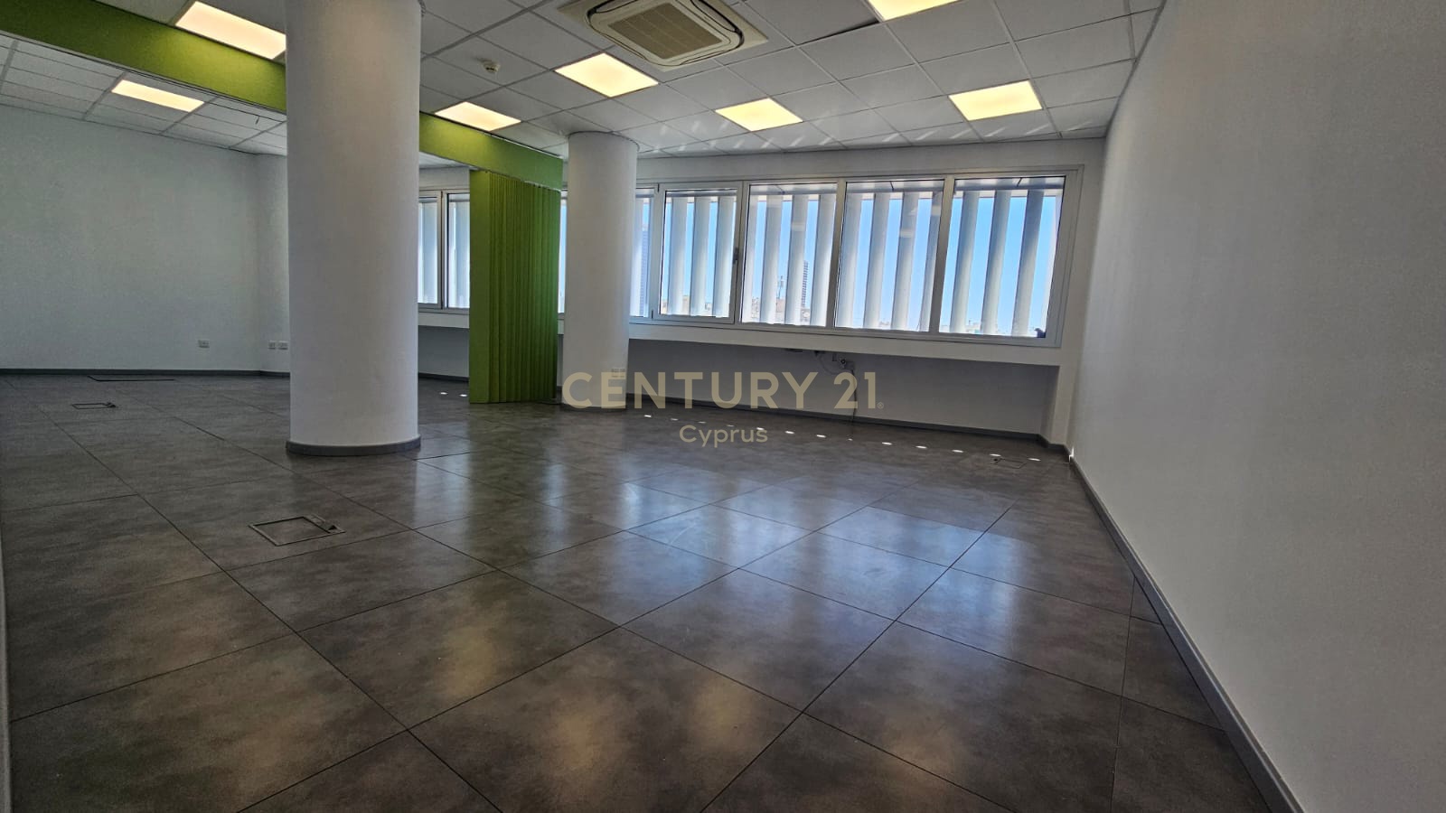 434m2 Office in Agios Athanasios, Limassol, Cyprus No. 55556