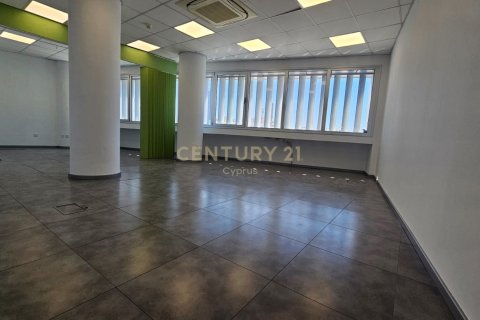 434m2 Oficina en Agios Athanasios, Limassol, No. 55556 4