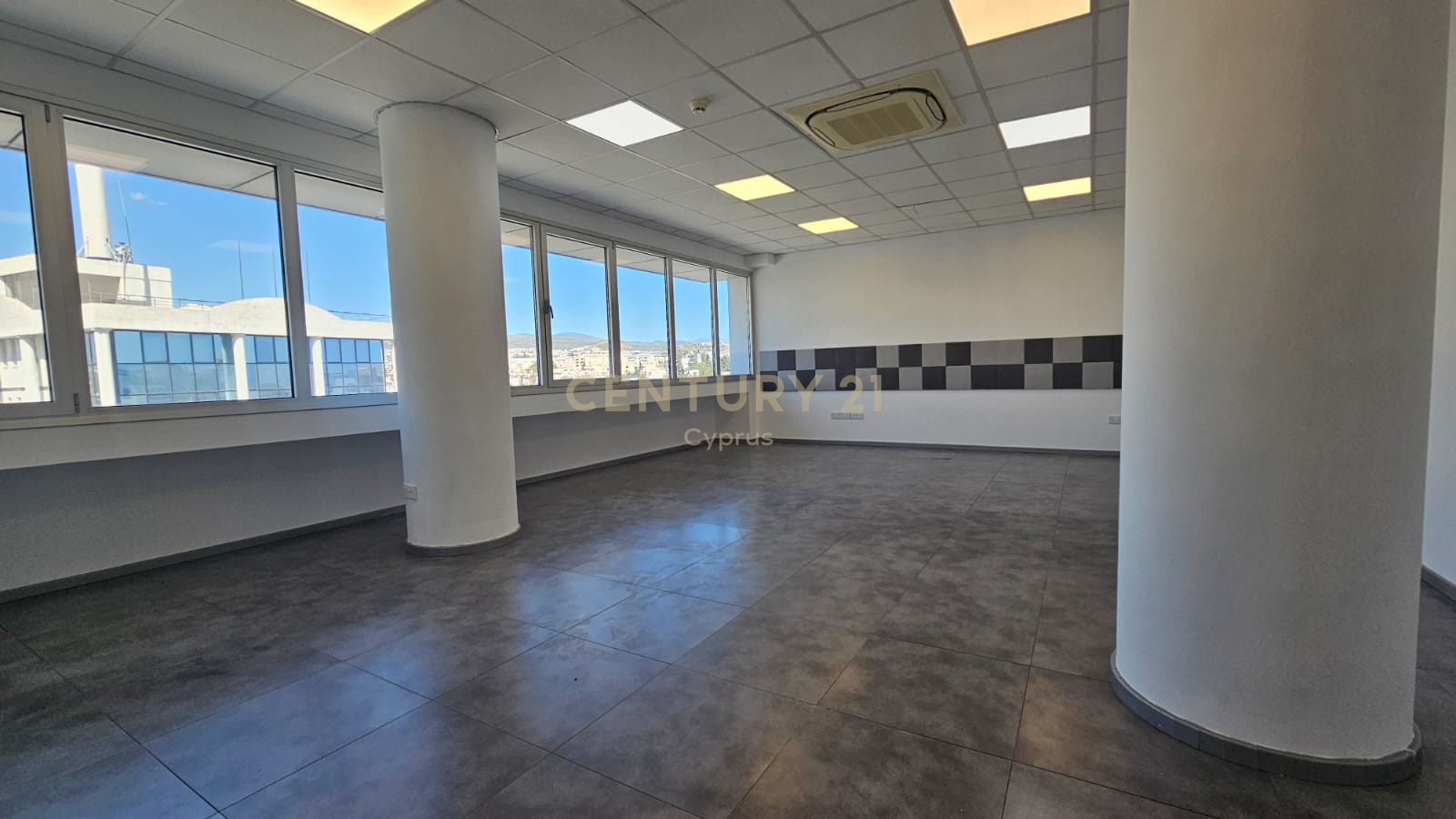 434m2 Office in Agios Athanasios, Limassol, Cyprus No. 55556