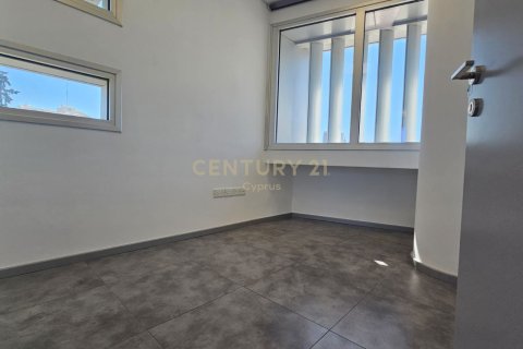 434m2 Oficina en Agios Athanasios, Limassol, No. 55556 11