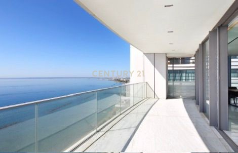 3 bedrooms Apartment in Limassol, Cyprus No. 55554