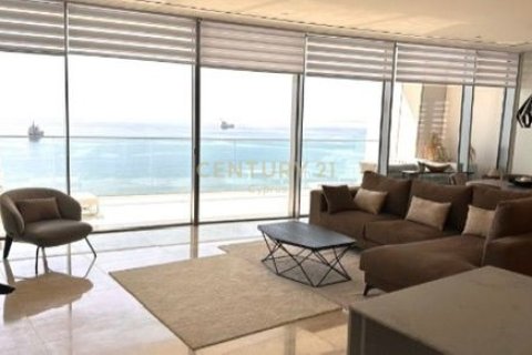3 dormitorios Apartamento en Limassol,  No. 55554