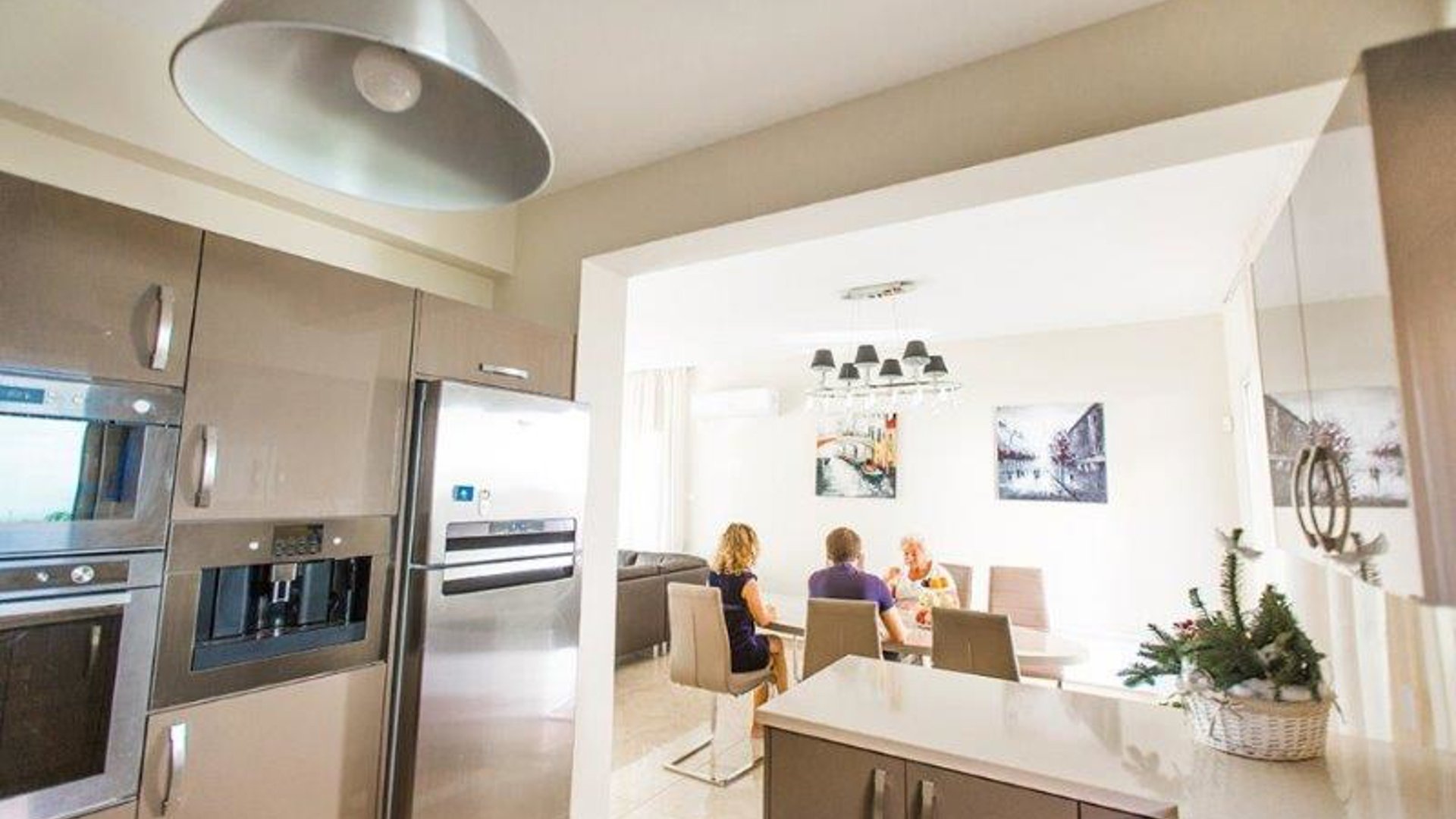 3 bedrooms Villa in Konia, Paphos, Cyprus No. 26010