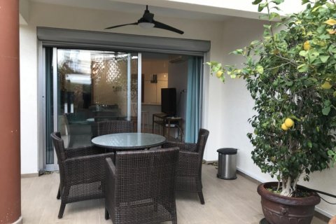 2 bedrooms Apartment in Limassol,  No. 38371 12