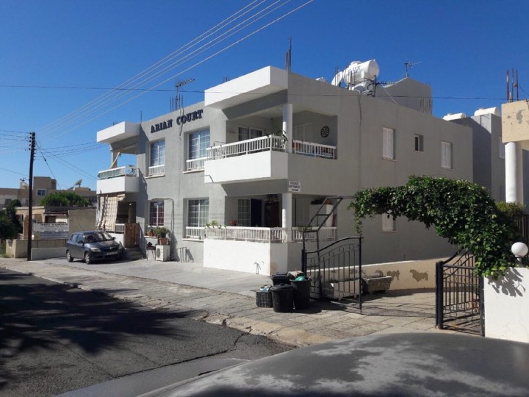 500m2 Commercial property in Paphos, Cyprus No. 38374