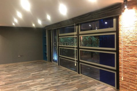 Коммерческая недвижимость 180м2 в Лимассол, Лимасол, № 53890 5