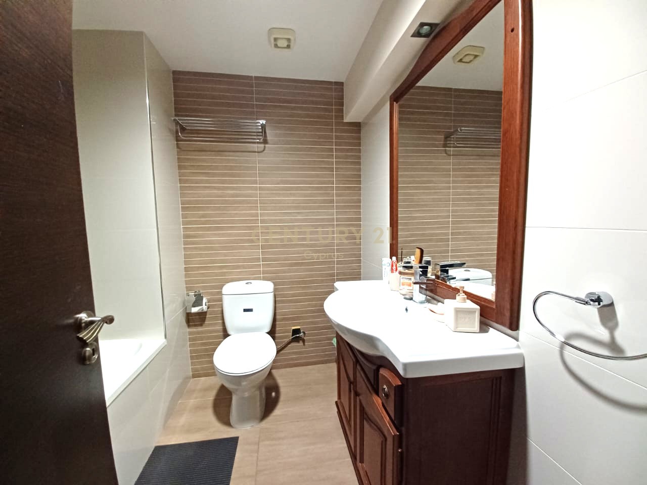 3 bedrooms Apartment in Agios Athanasios, Limassol, Cyprus No. 55208