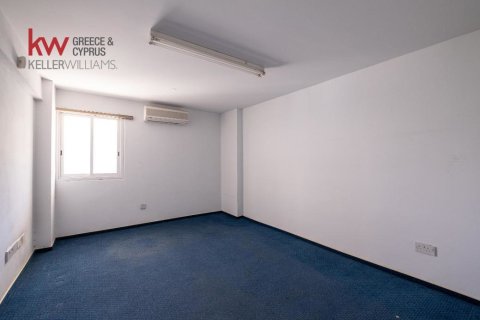 243m2 Shop in Nicosia,  No. 39623 10