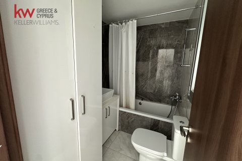 2 bedrooms Apartment in Larnaca, Larnaka,  No. 39621 3