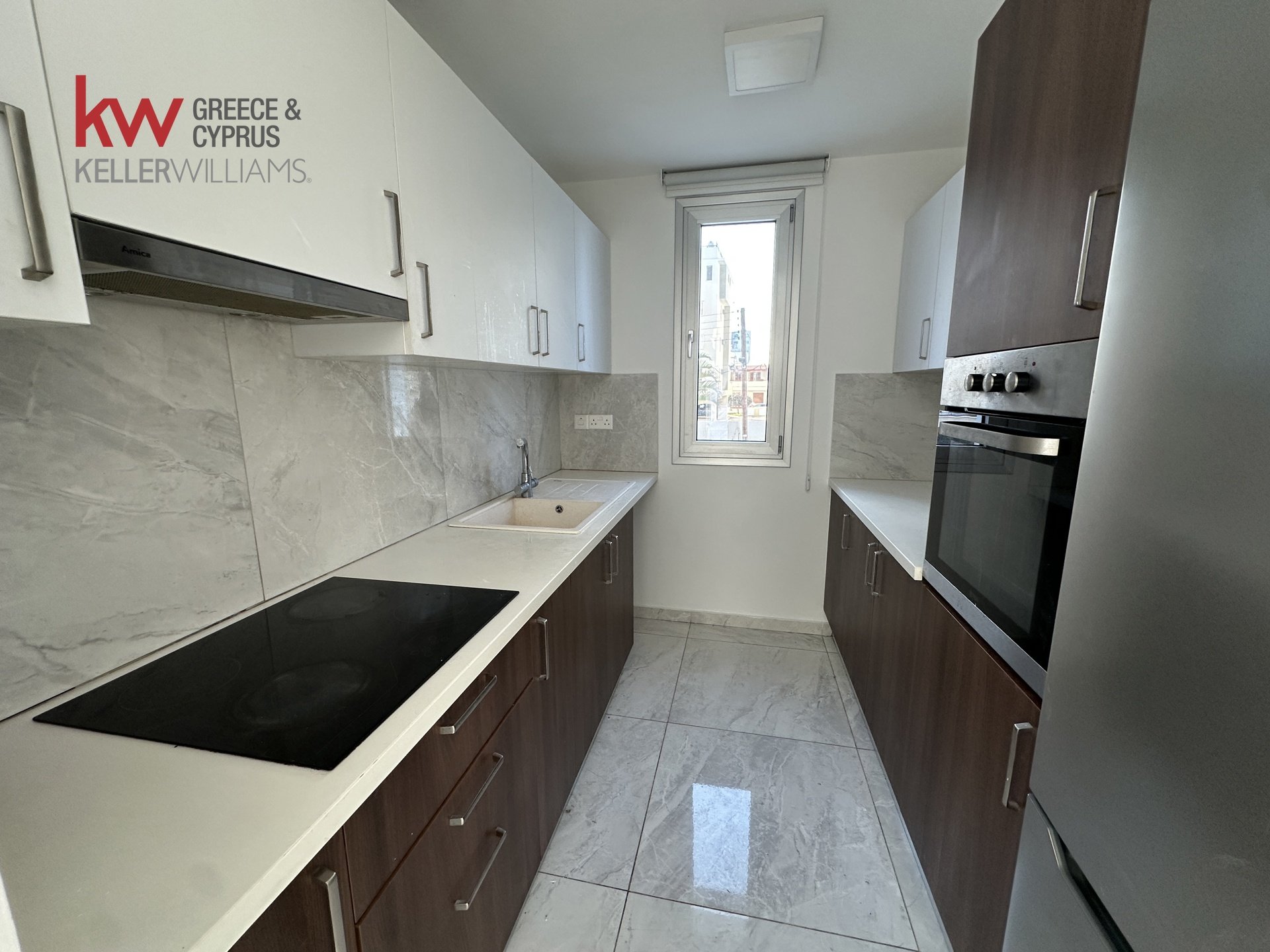 Квартира с 2 спальнями в Ларнака, Кипр № 39621