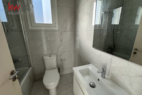 2 bedrooms Apartment in Larnaca, Larnaka, No. 39620 5