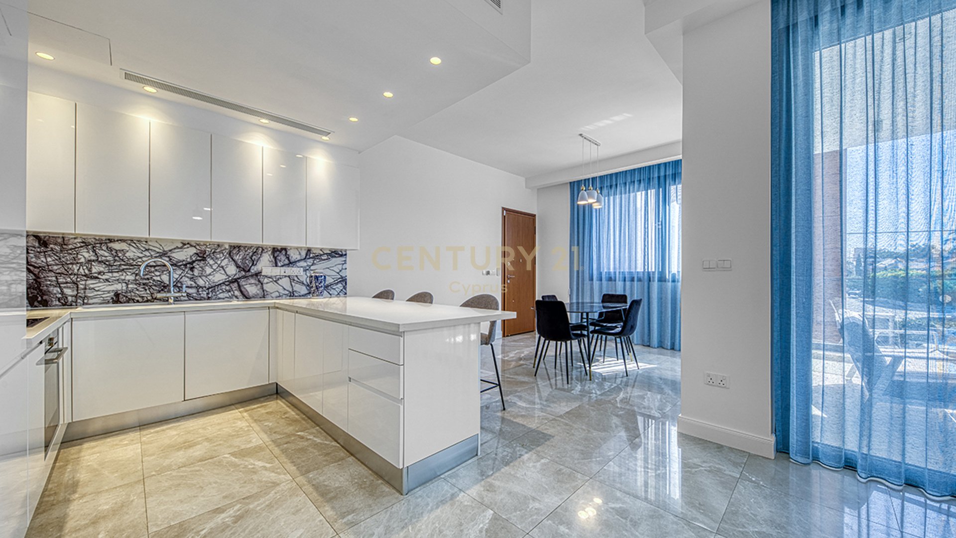 2 bedrooms Apartment in Germasogeia, Limassol, Cyprus No. 55991