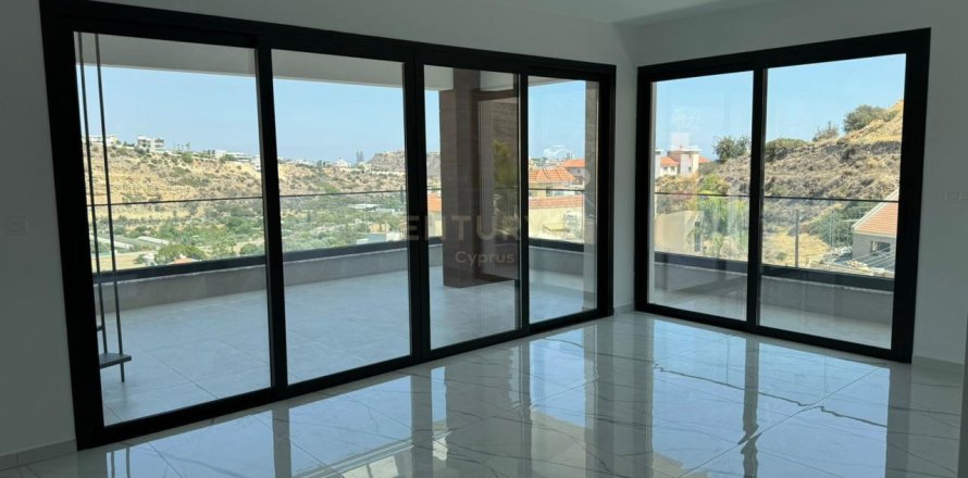 2 dormitorios Apartamento en Germasogeia, Limassol,  No. 55989