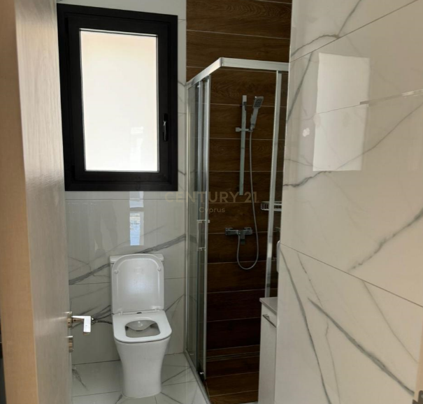 2 bedrooms Apartment in Germasogeia, Limassol, Cyprus No. 55988