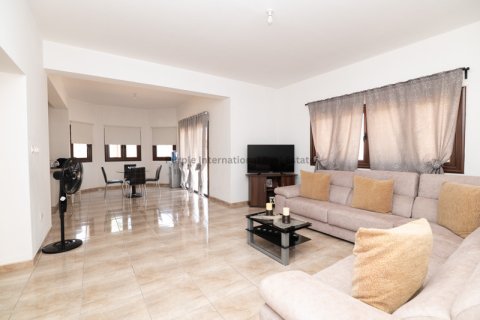 Вилла с 4 спальнями в Френарос, Аммохостос, № 51148 7