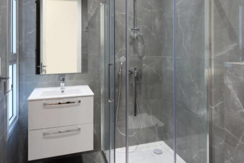 3 dormitorios Apartamento en Limassol,  No. 38519 7