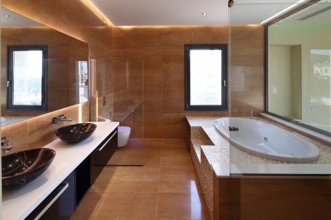 Вилла с 4 спальнями в Лимассол, Лимасол, № 38518 9