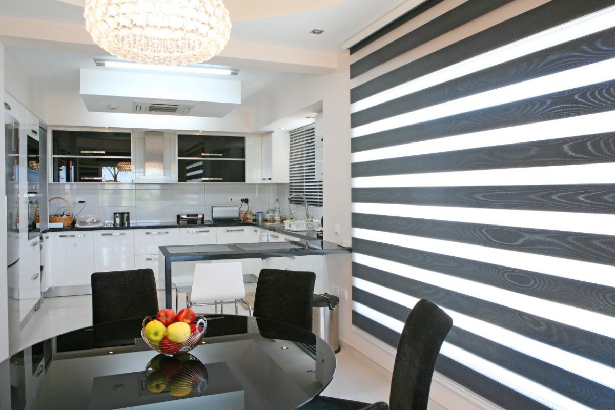 3 bedrooms Villa in Limassol, Cyprus No. 38521