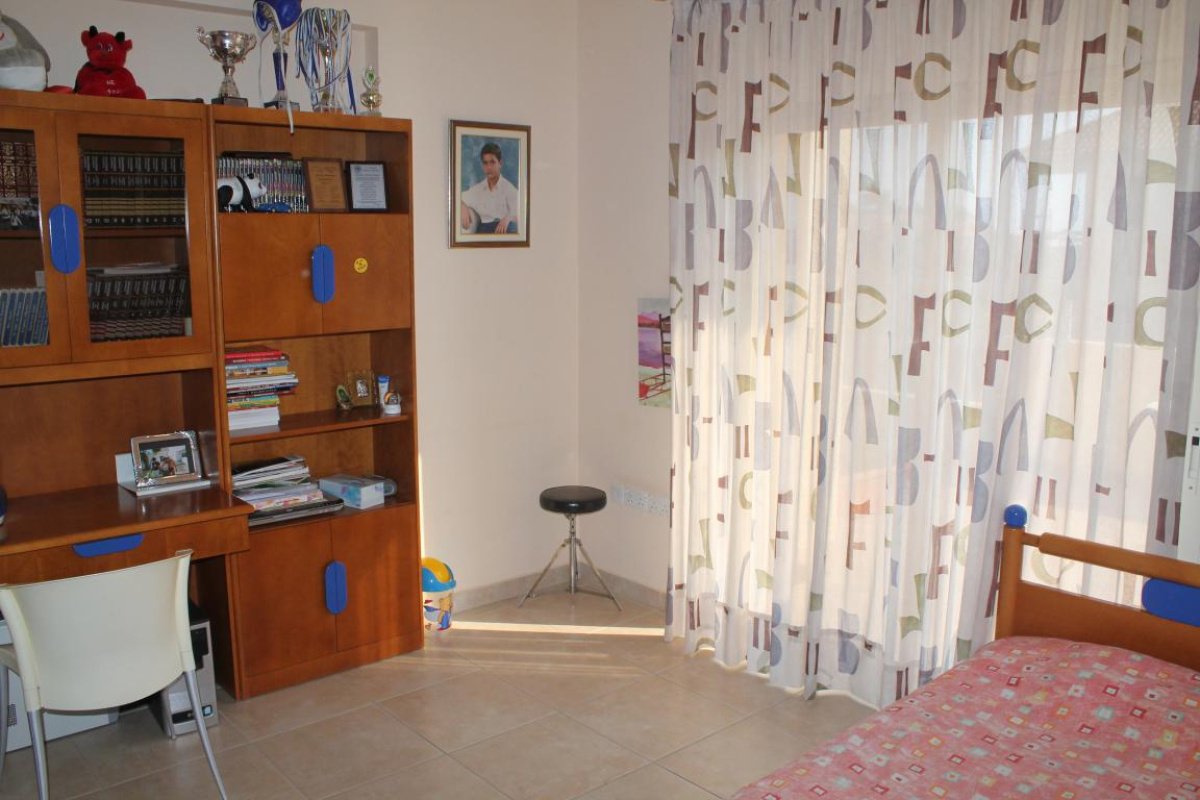 5 bedrooms Villa in Limassol, Cyprus No. 38334
