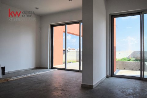 4 bedrooms Villa in Paralimni, Ammochostos, No. 40558 9