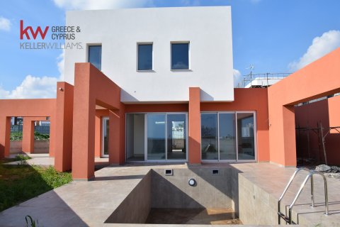 4 bedrooms Villa in Paralimni, Ammochostos, No. 40558