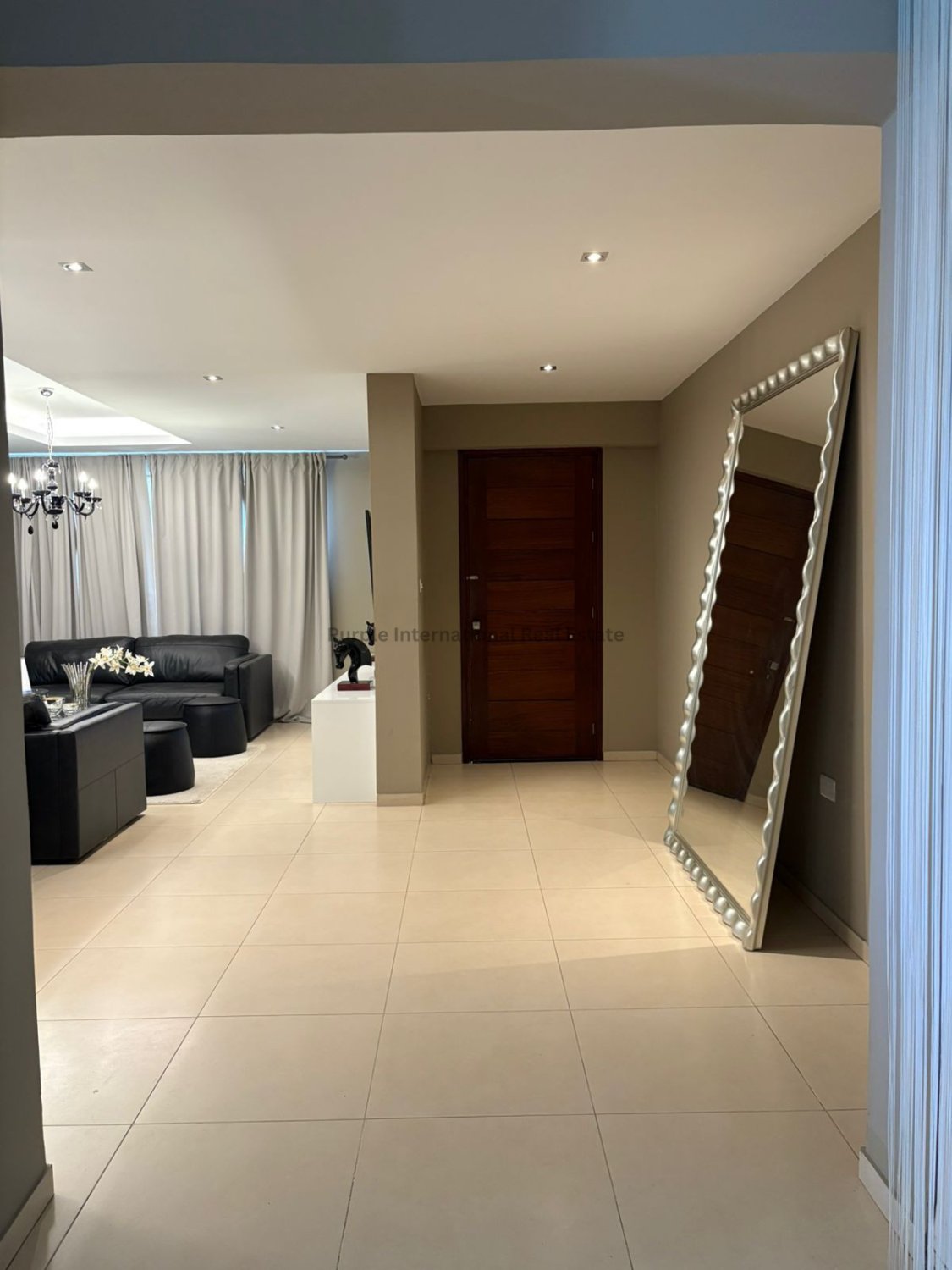 4 bedrooms Villa in Dromolaxia, Larnaka, Cyprus No. 58538