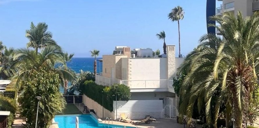 1 bedroom Apartment in Germasogeia, Limassol,  No. 46672