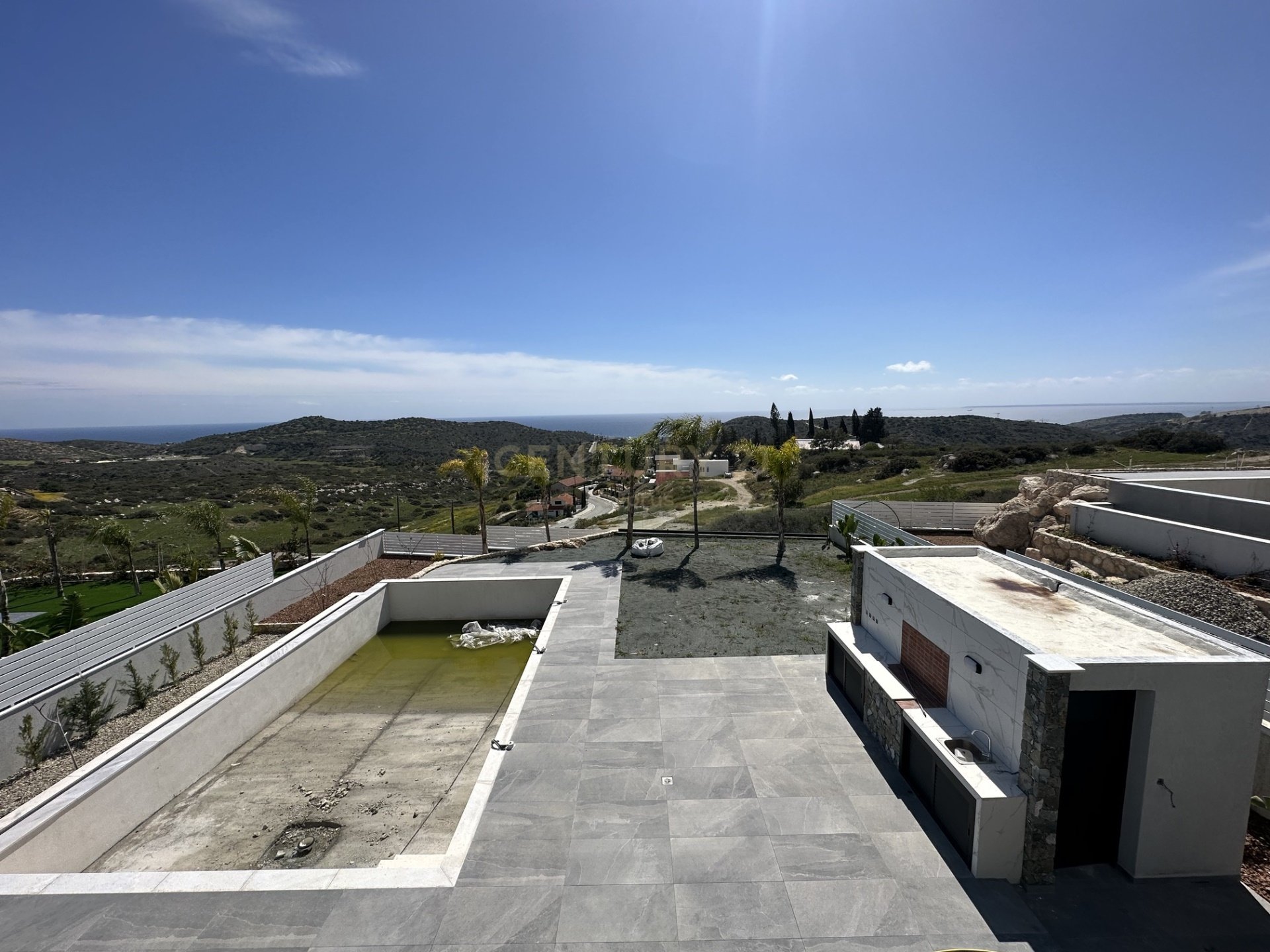 4 bedrooms Villa in Parekklisia, Limassol, Cyprus No. 30608