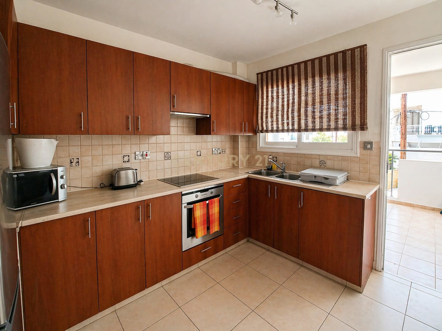 3 bedrooms Apartment in Mesa Geitonia, Limassol, Cyprus No. 55317