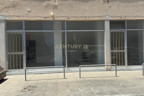 70m2 Tienda en Limassol, No. 55077 5
