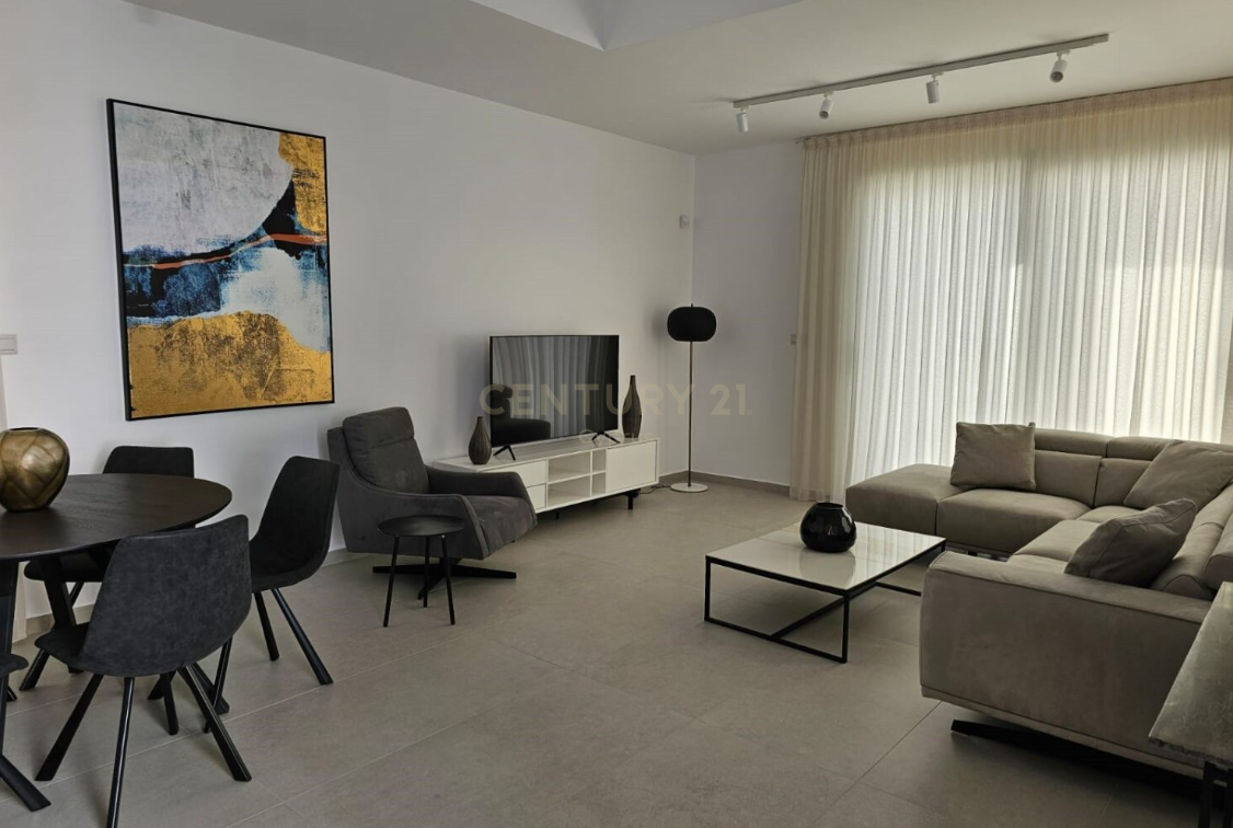 4 bedrooms Villa in Chloraka, Paphos, Cyprus No. 54423