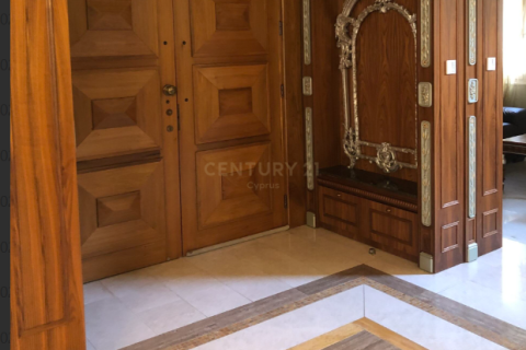 4 bedrooms Villa in Germasogeia, Limassol, No. 35036 10