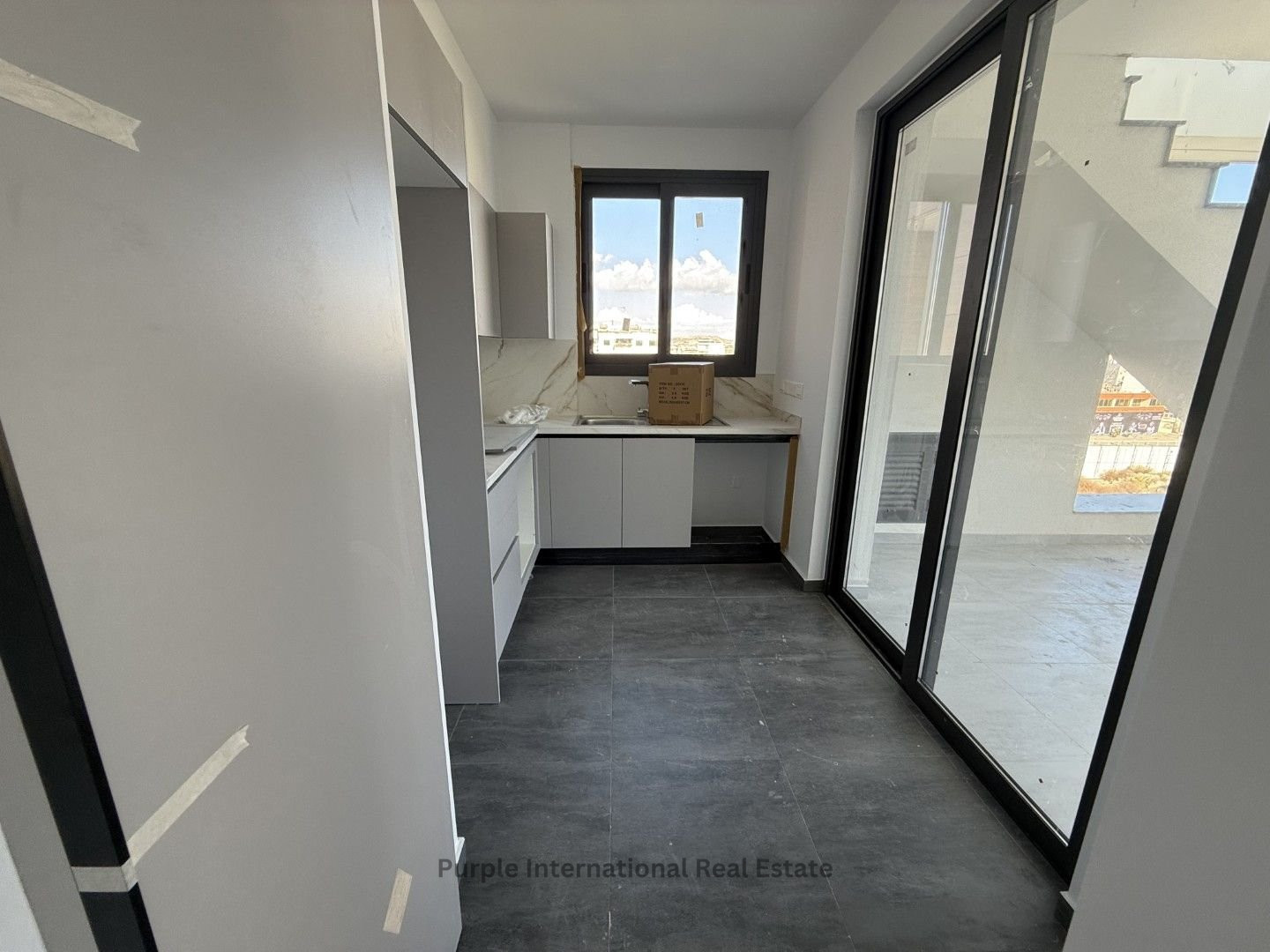 2 dormitorios Apartamento en Larnaca, Larnaka, Chipre No. 35146