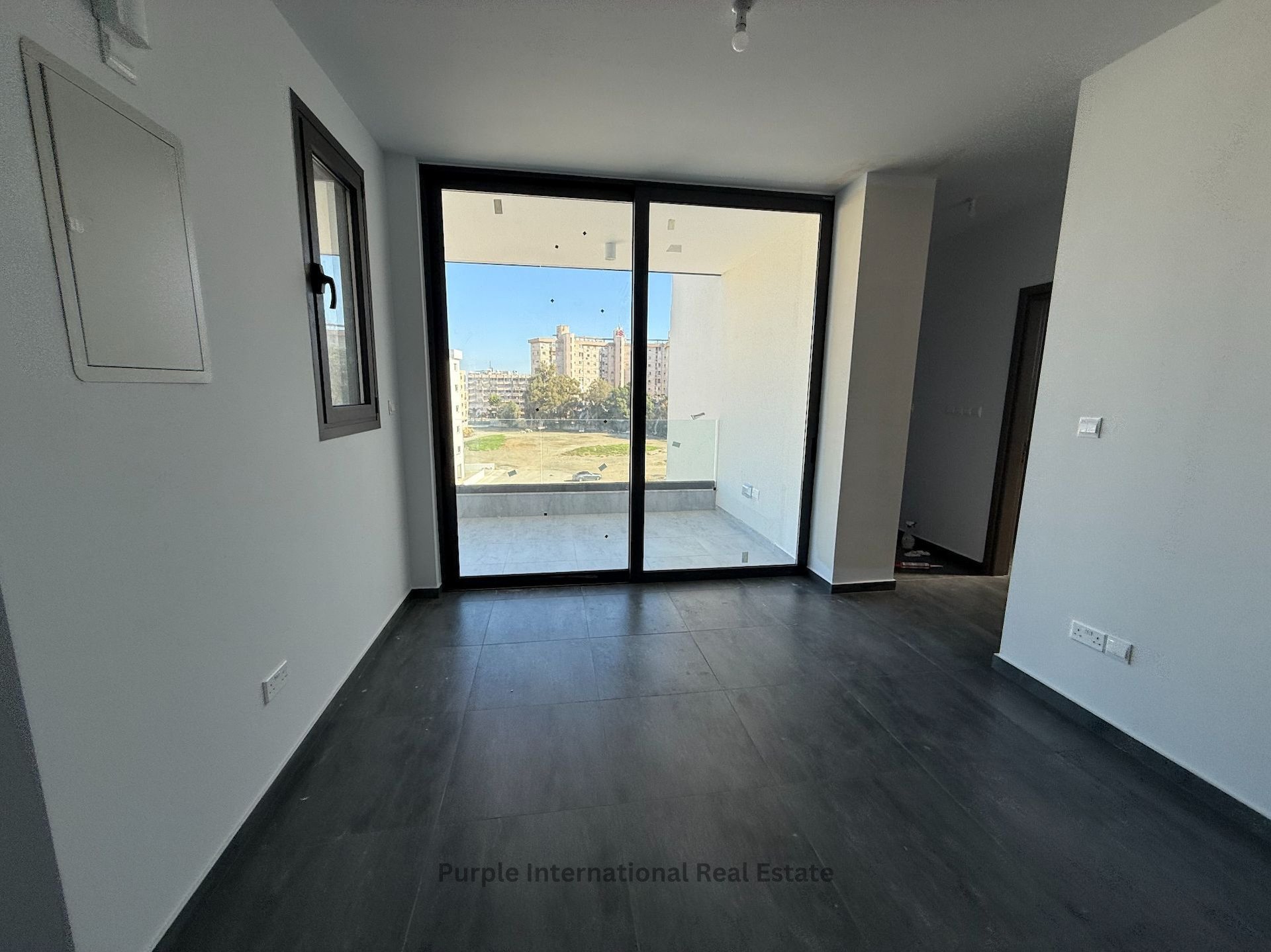 2 bedrooms Apartment in Larnaca, Larnaka, Cyprus No. 35145