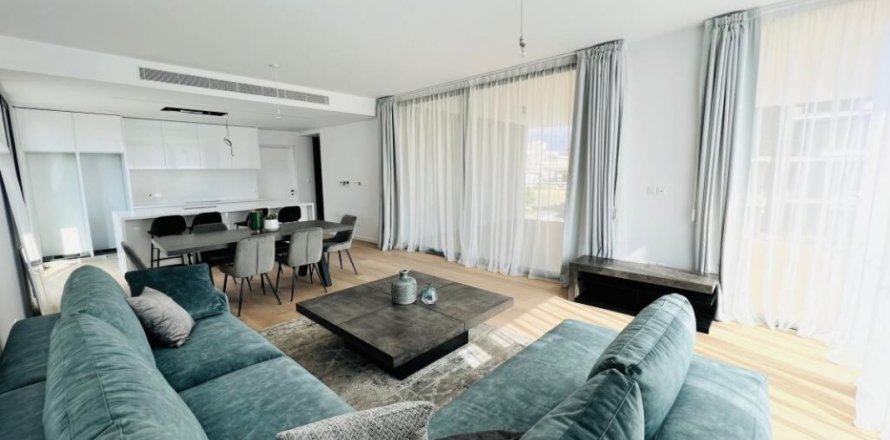 3 bedrooms Apartment in Limassol,  No. 38923