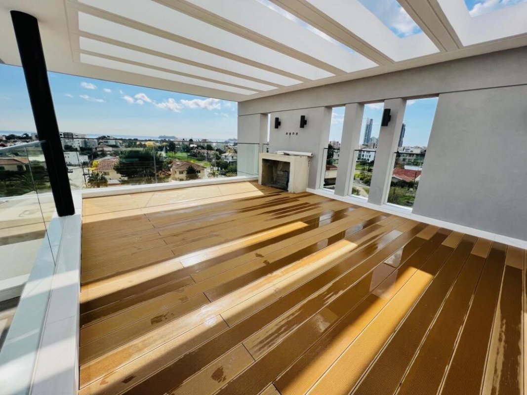 3 bedrooms Apartment in Limassol, Cyprus No. 38923