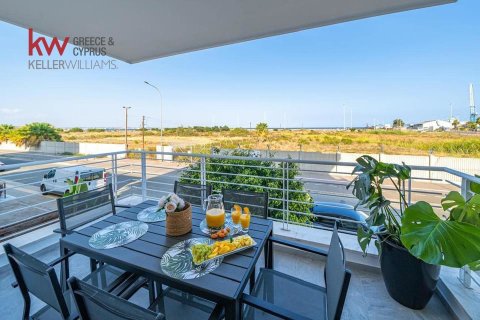 2 bedrooms Apartment in Larnaca, Larnaka,  No. 39801 10