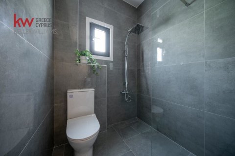 2 bedrooms Apartment in Larnaca, Larnaka,  No. 39801 9