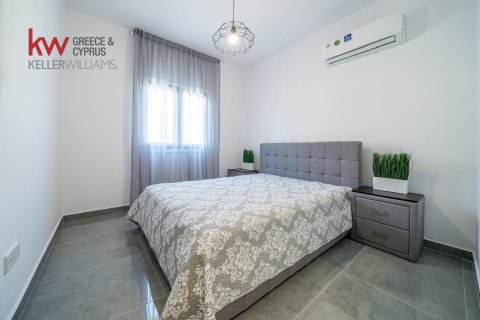 2 bedrooms Apartment in Larnaca, Larnaka,  No. 39801 8