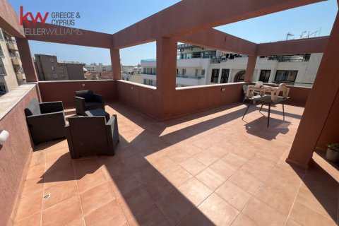 2 dormitorios Apartamento en Larnaca, Larnaka,  No. 51704 9