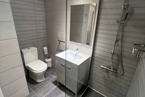 2 dormitorios Apartamento en Larnaca, Larnaka,  No. 51704 6