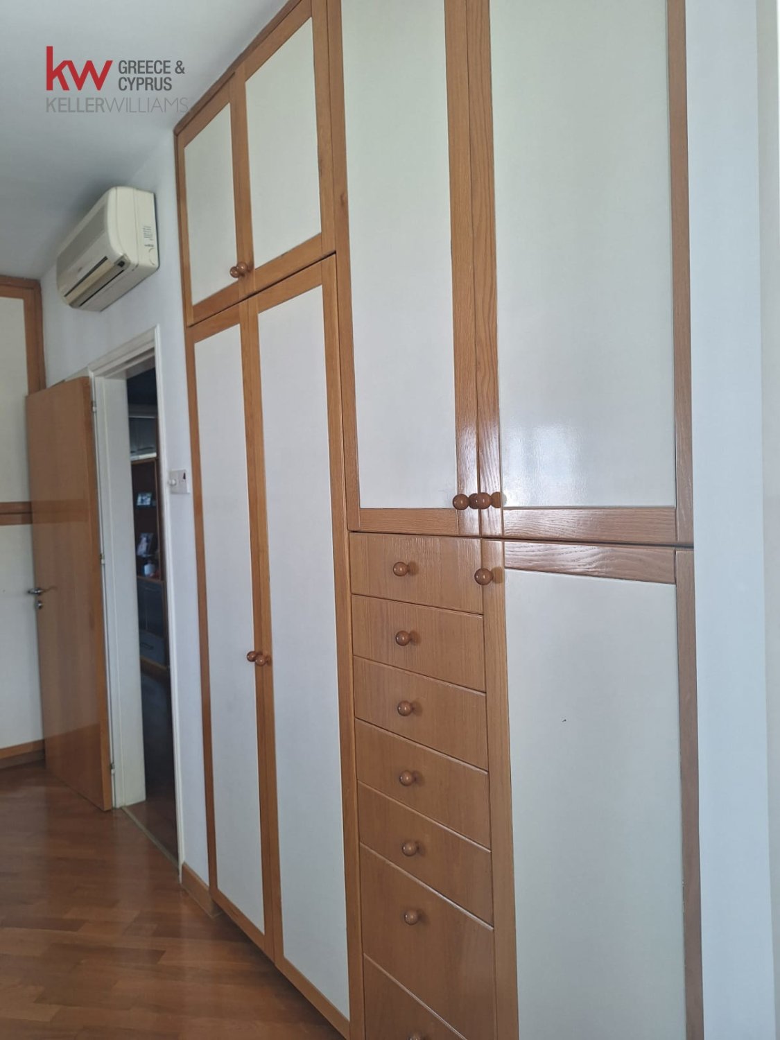 3 bedrooms Apartment in Nicosia, Cyprus No. 51707