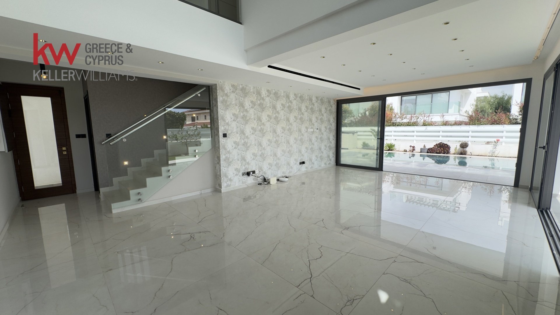 5 bedrooms Villa in Livadia, Nicosia, Cyprus No. 51706