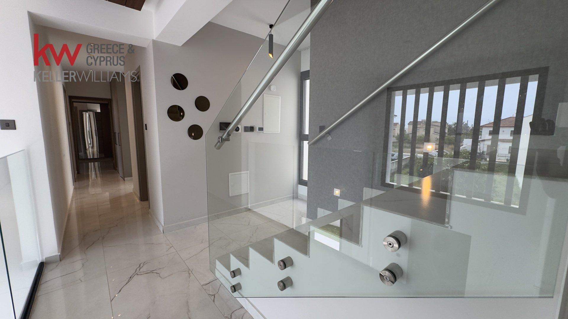 5 bedrooms Villa in Livadia, Nicosia, Cyprus No. 51706
