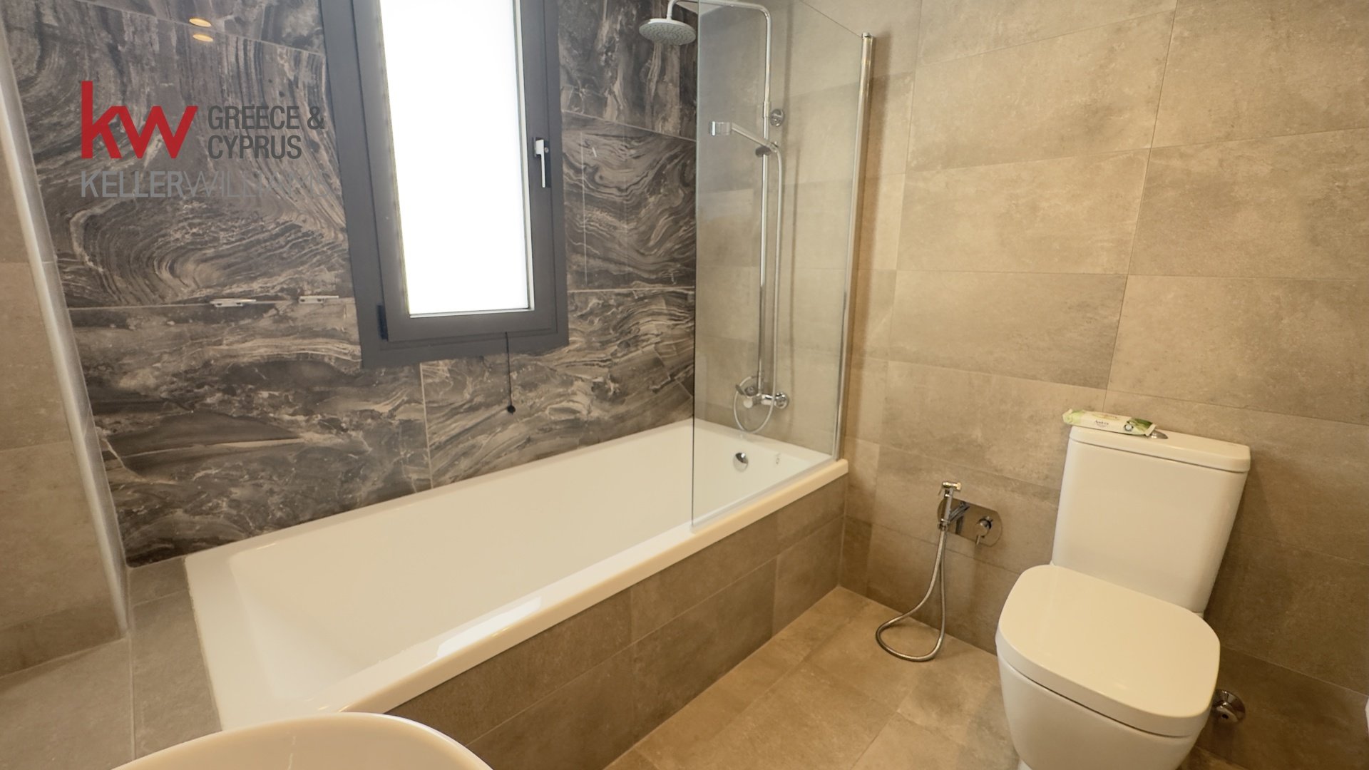 5 bedrooms Villa in Livadia, Nicosia, Cyprus No. 51706