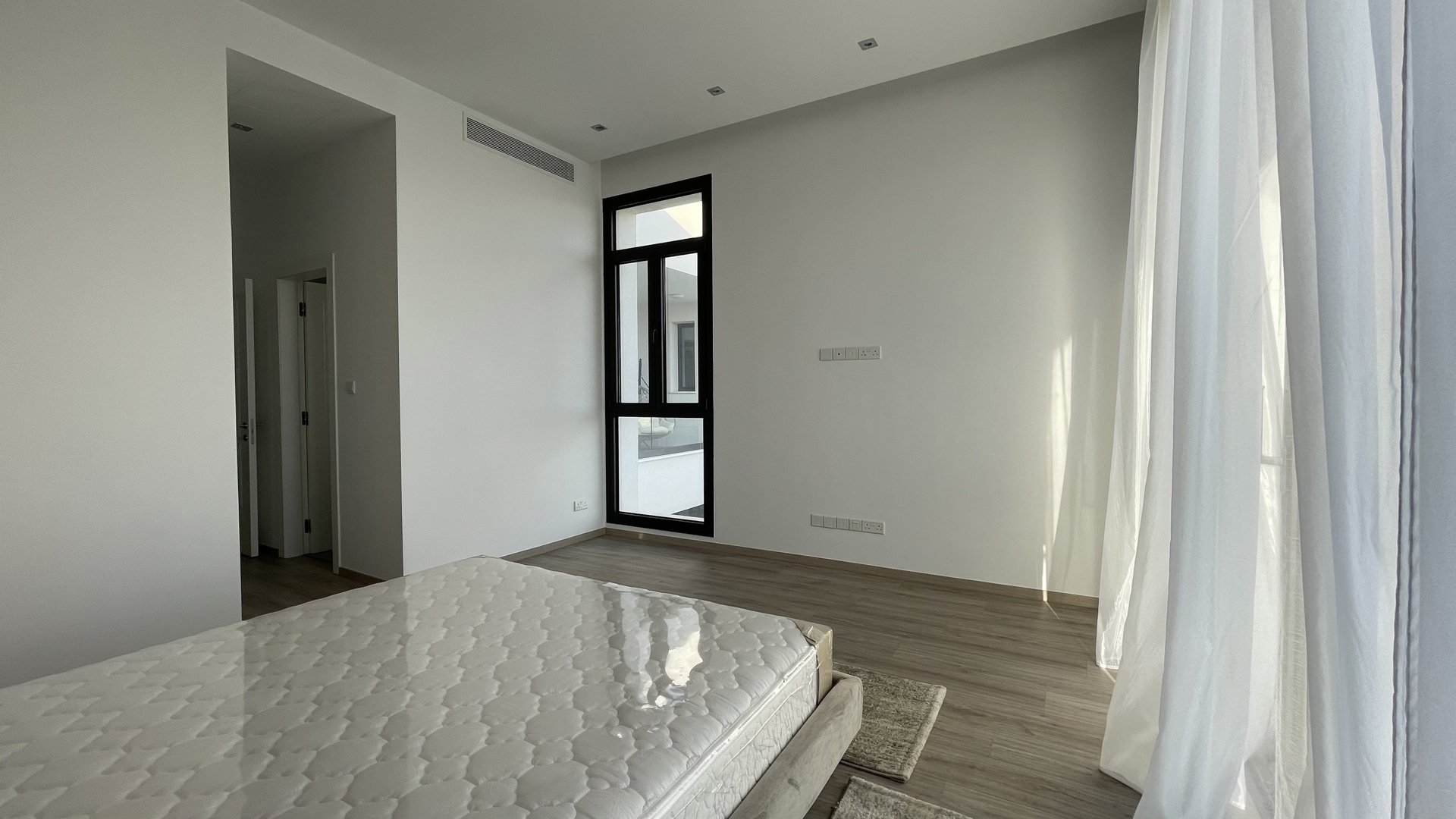 5 bedrooms Villa in Limassol, Cyprus No. 26448