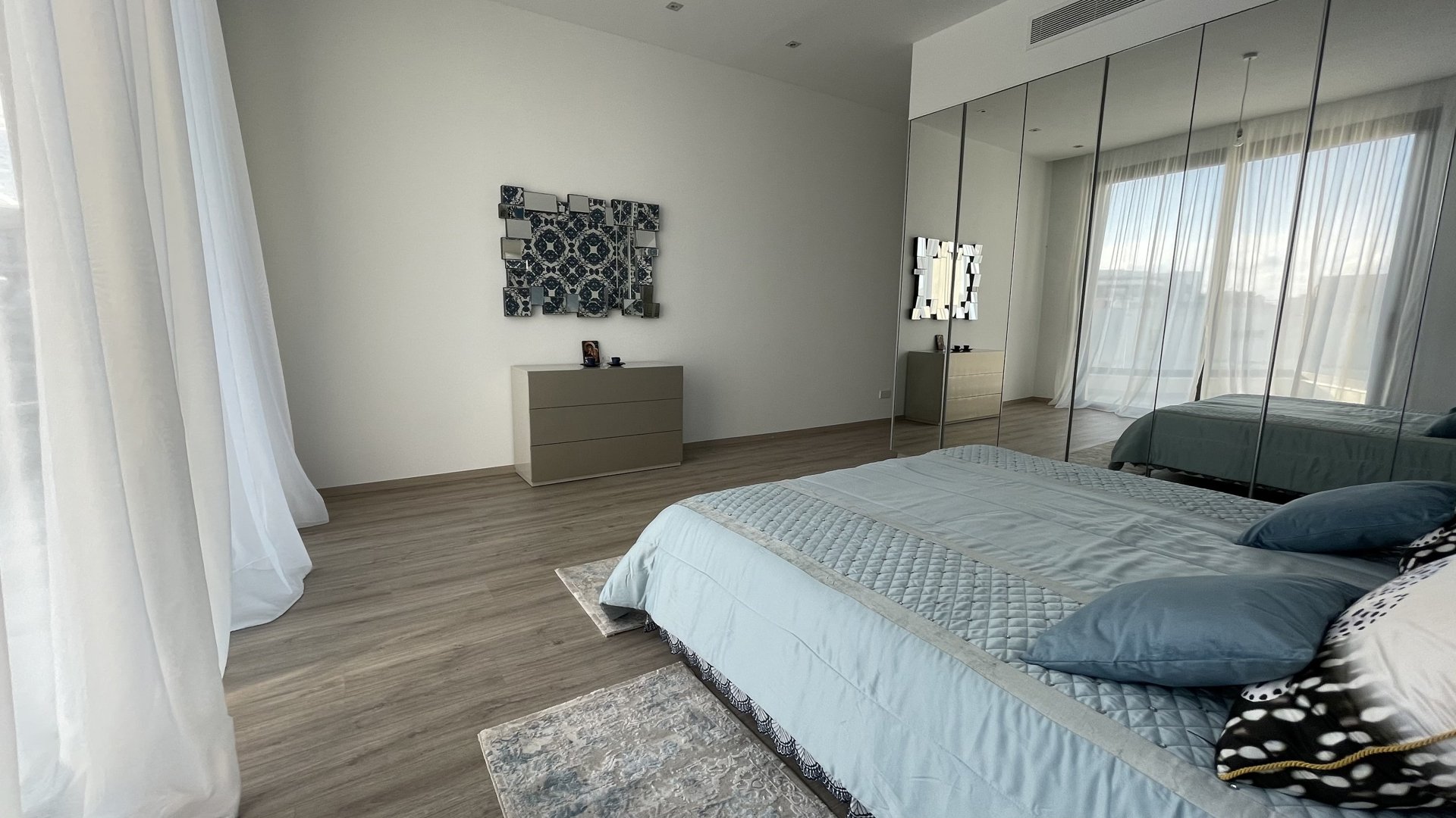 5 bedrooms Villa in Limassol, Cyprus No. 26448