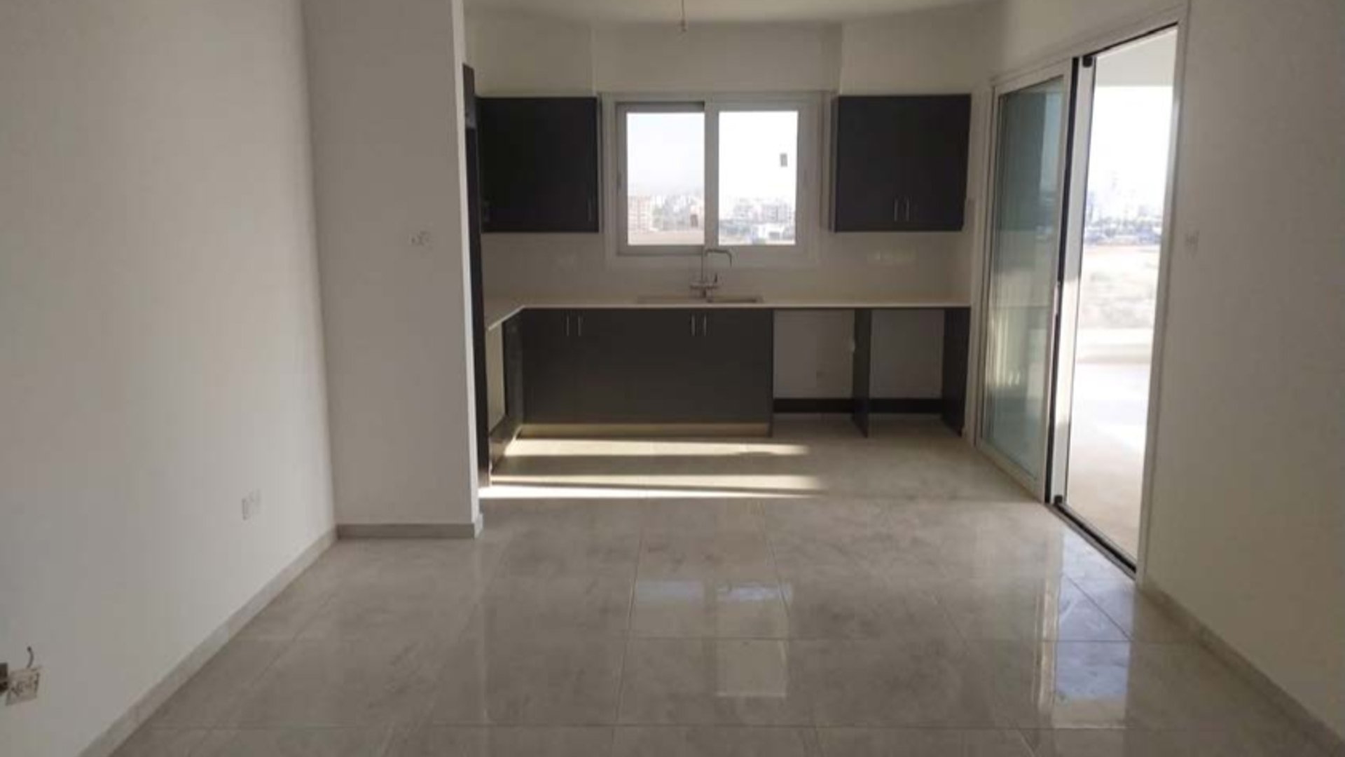3 dormitorios Dúplex en Larnaca, Larnaka, Chipre No. 26453